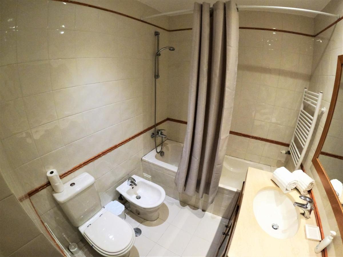 Lisbon 2 Bedroom Apartment With Balcony In Alges Exterior photo
