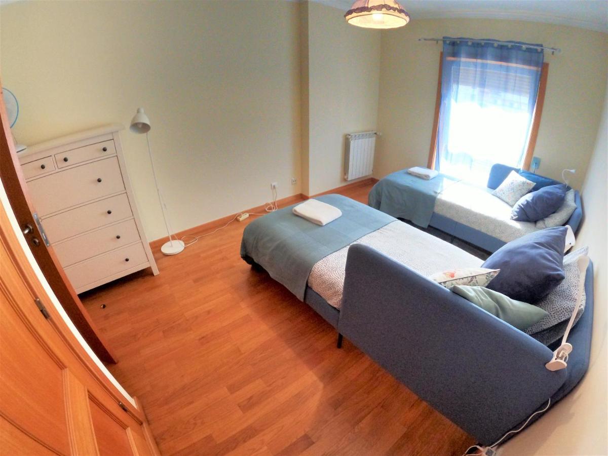 Lisbon 2 Bedroom Apartment With Balcony In Alges Exterior photo