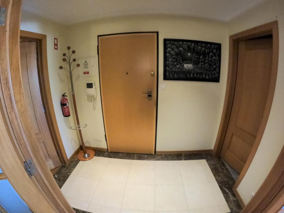 Lisbon 2 Bedroom Apartment With Balcony In Alges Exterior photo