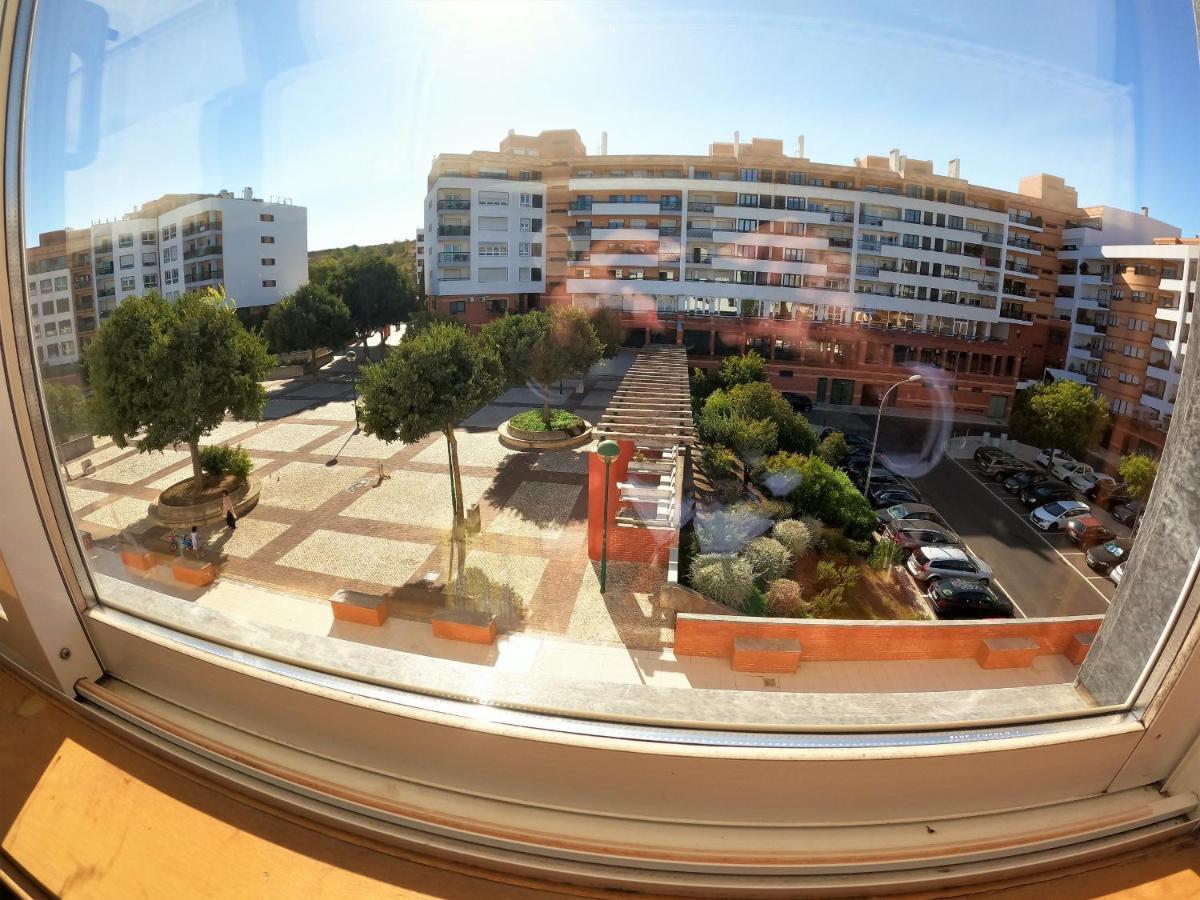 Lisbon 2 Bedroom Apartment With Balcony In Alges Exterior photo